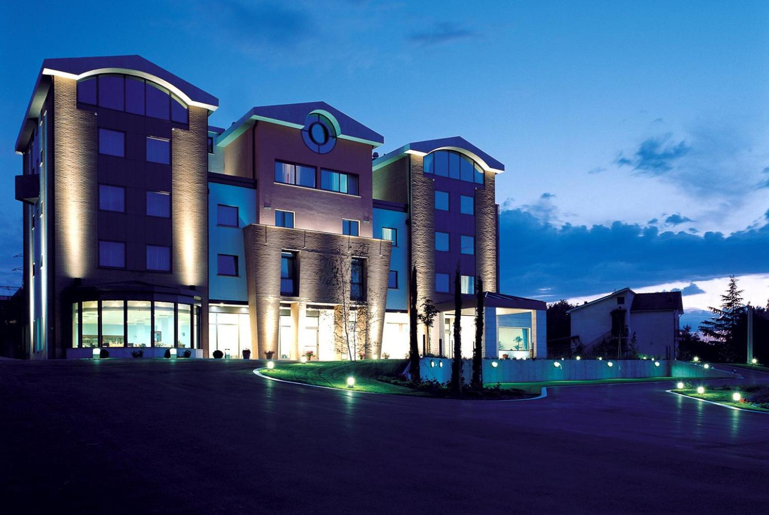 Don Guglielmo Panoramic Hotel & Spa 坎波巴索 外观 照片
